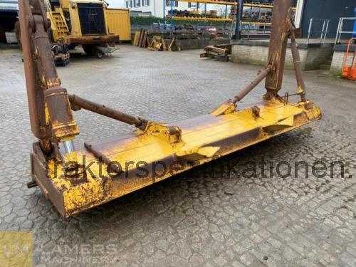 Caterpillar D65  technische daten 