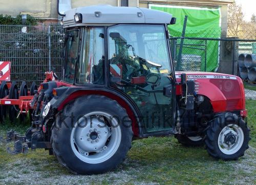 Massey Ferguson 3325 technische daten